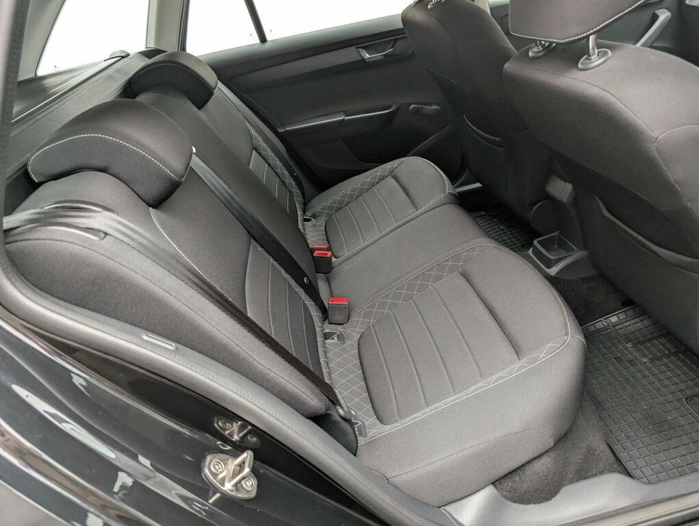 Skoda Fabia Hatchback Blue #27