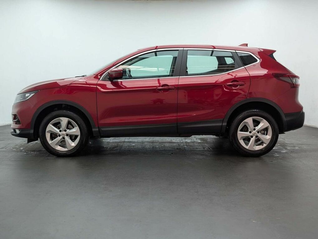Nissan Qashqai 1.3 Qashqai Acenta Premium Dig-t PN20TXF Red #5
