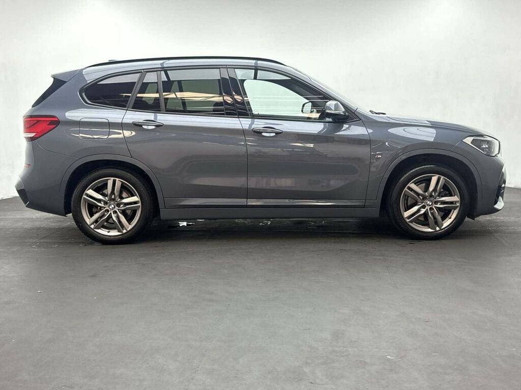 BMW X1 Xline Silver #9