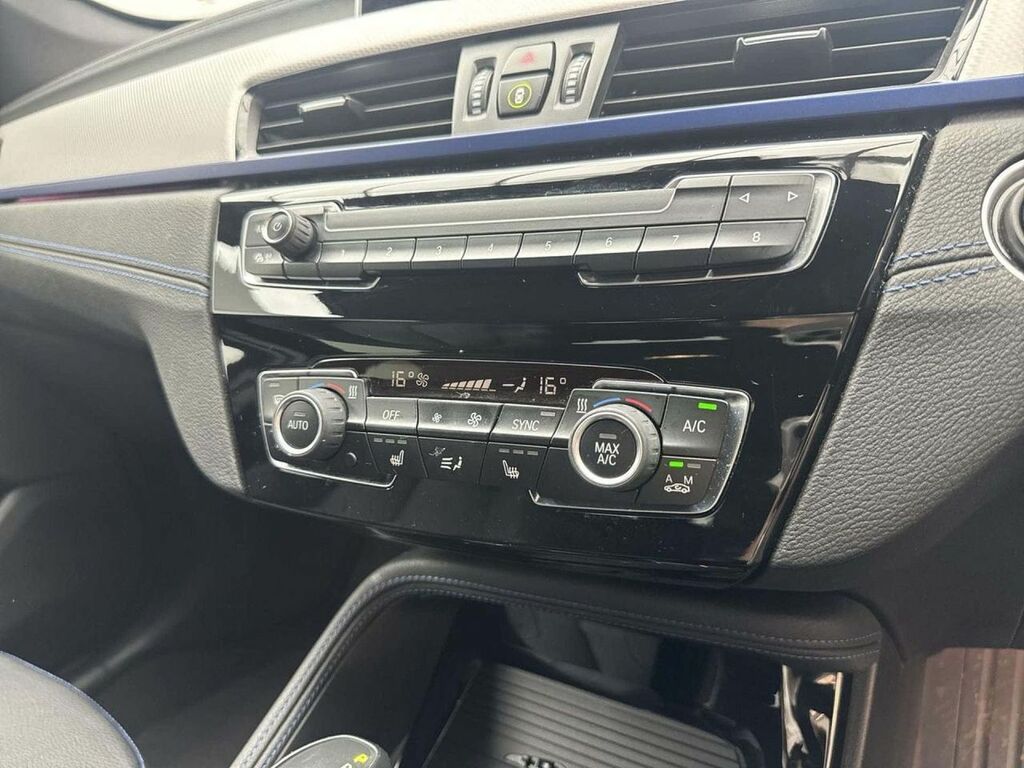 BMW X1 Xline Silver #14