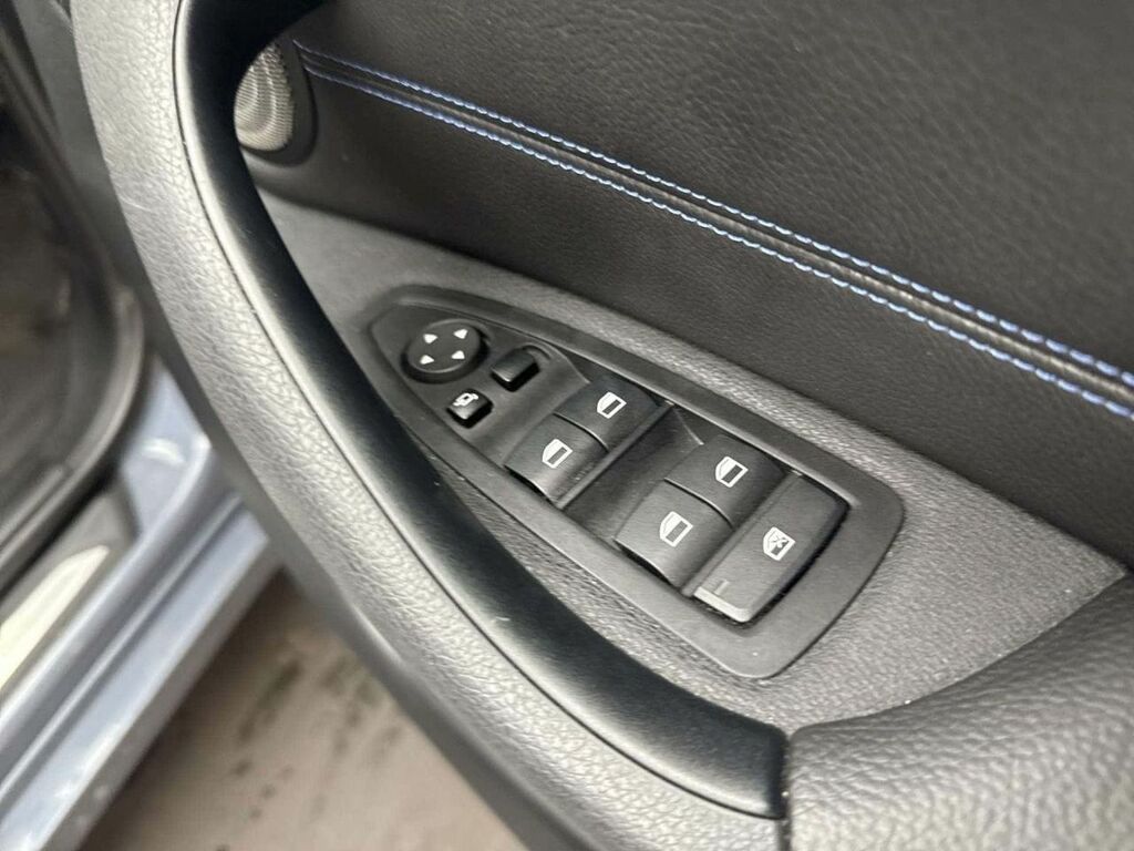 BMW X1 Xline Silver #21