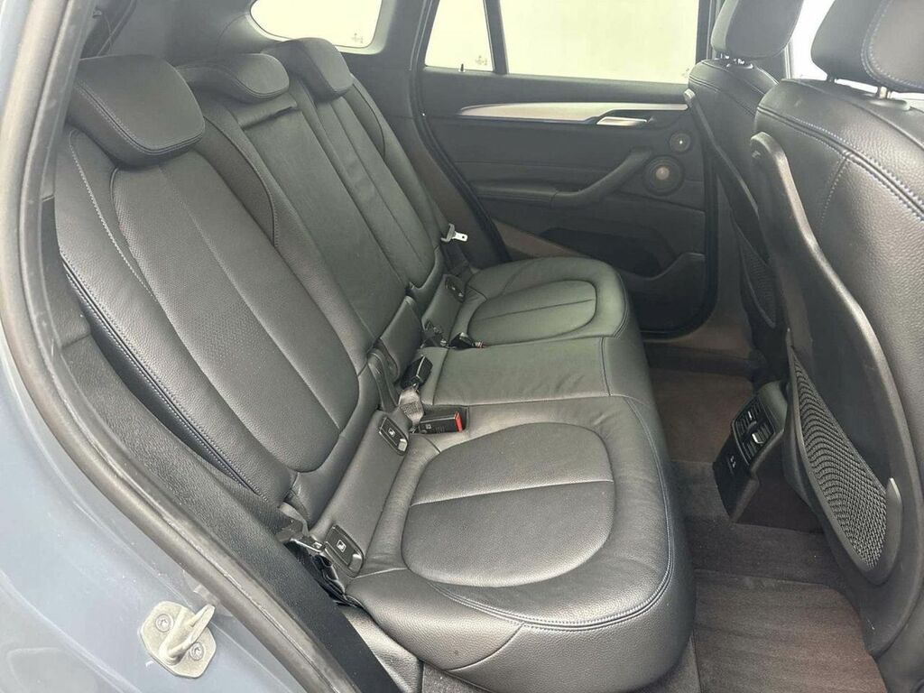 BMW X1 Xline Silver #25