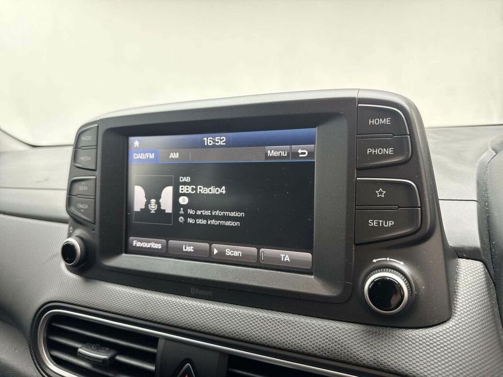 Hyundai Kona Hatchback Blue #13