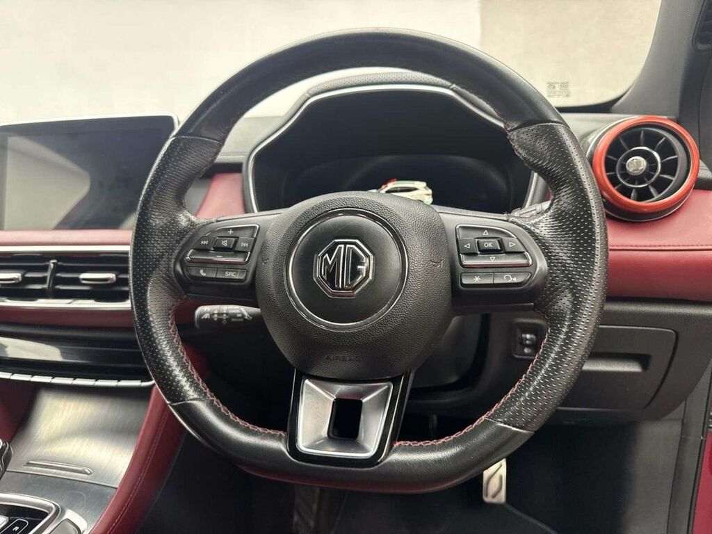 MG HS 1.5 T-gdi Excite Red #23