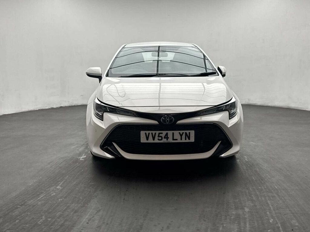 Toyota Corolla Excel White #3