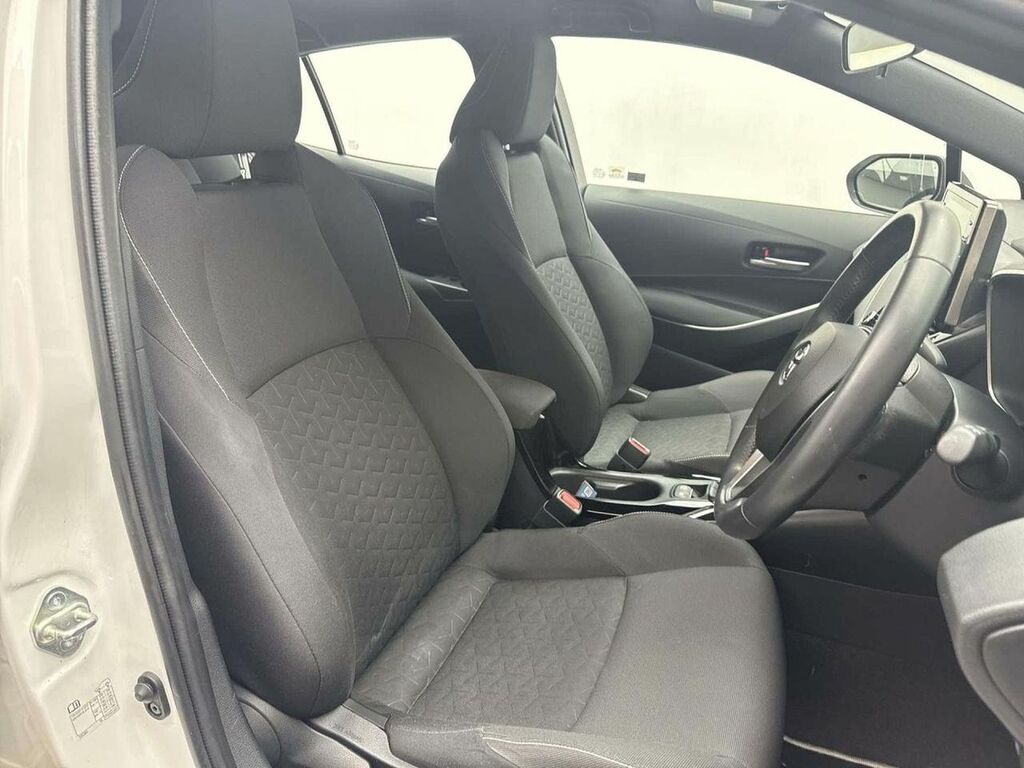 Toyota Corolla Excel White #12
