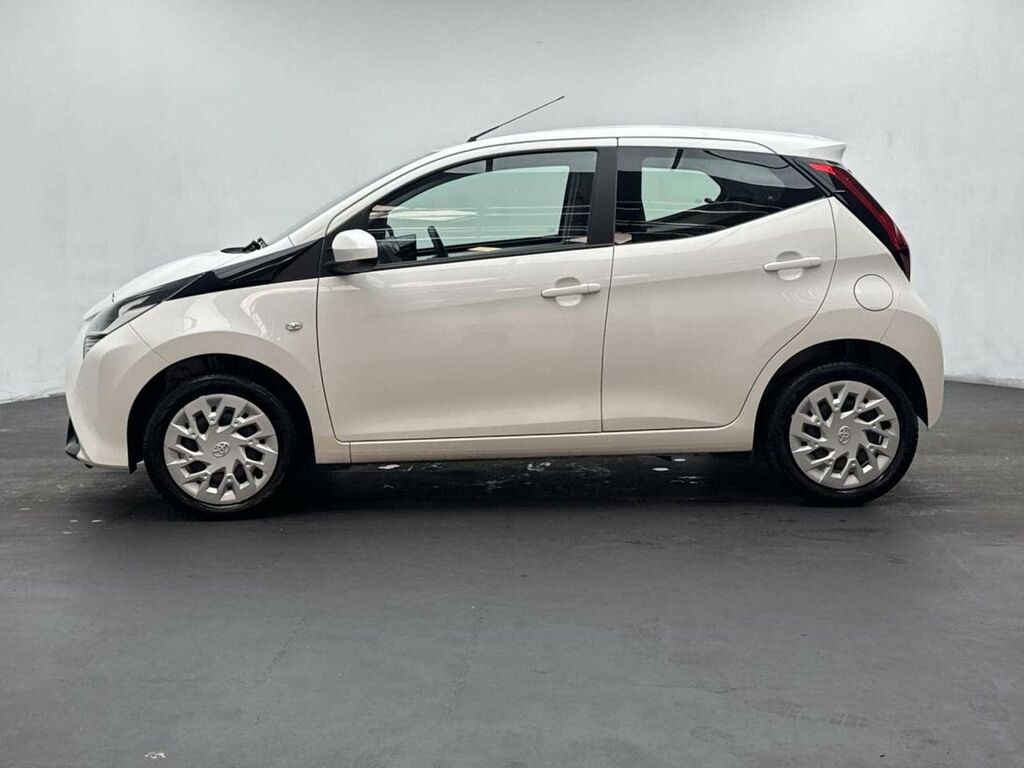 Toyota Aygo X 1.0 Aygo X-play Tss Vvt-i White #5