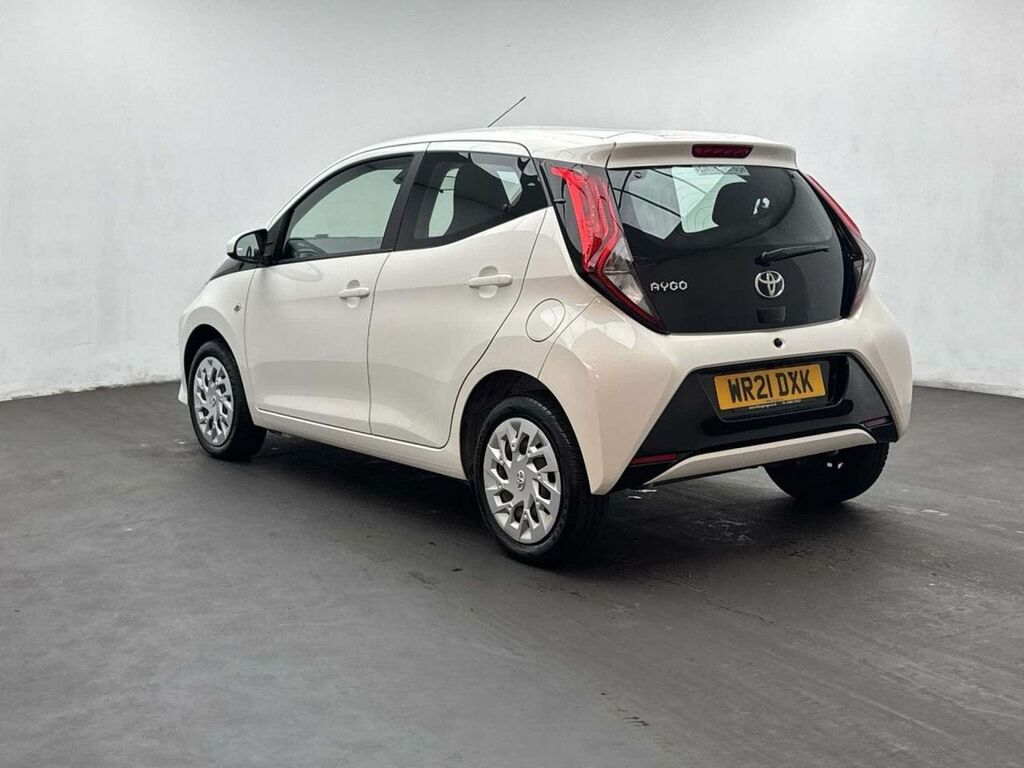 Toyota Aygo X 1.0 Aygo X-play Tss Vvt-i White #6