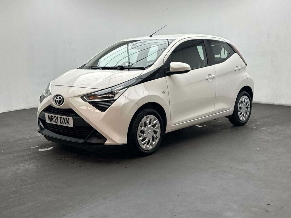 Toyota Aygo X 1.0 Aygo X-play Tss Vvt-i White #4