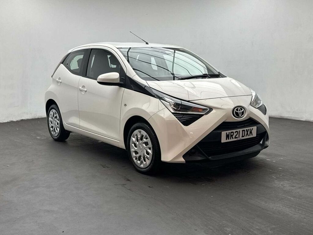 Toyota Aygo X 1.0 Aygo X-play Tss Vvt-i White #2
