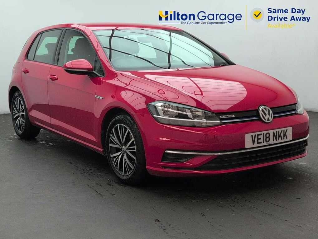 Volkswagen Golf 1.5 Golf Se Tsi Evo Red