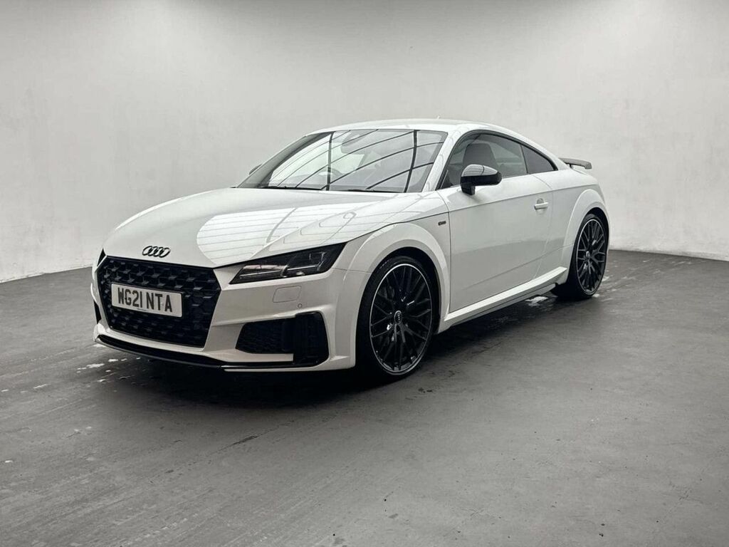 Audi TT 2.0 Tt Black Edition 40 Tfsi White #4
