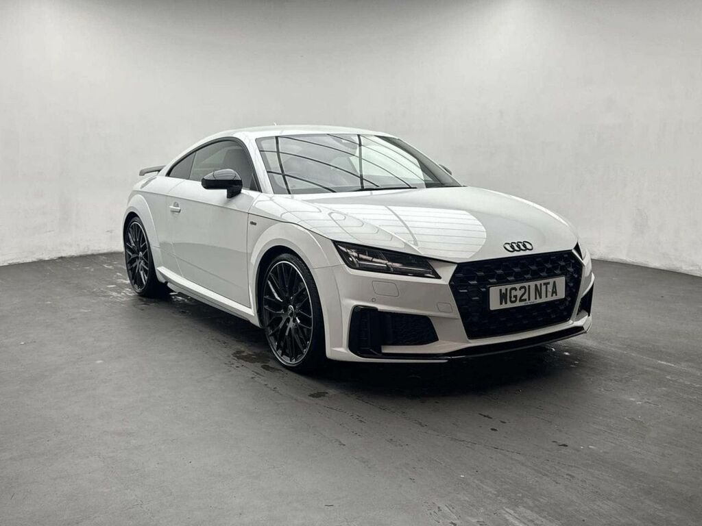 Audi TT 2.0 Tt Black Edition 40 Tfsi White #2