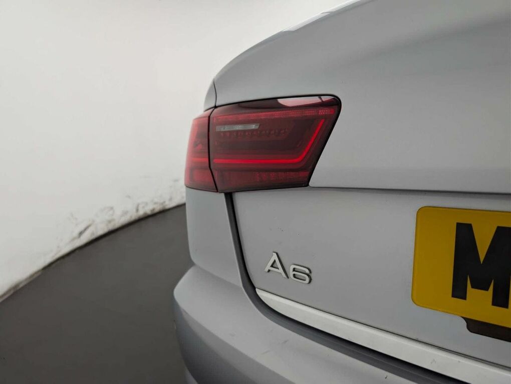 Audi A6 Saloon Saloon Black #10