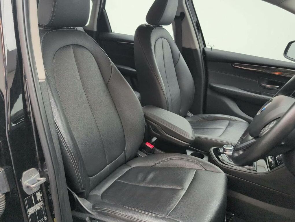 BMW 2 Series 218D M Sport Black #12