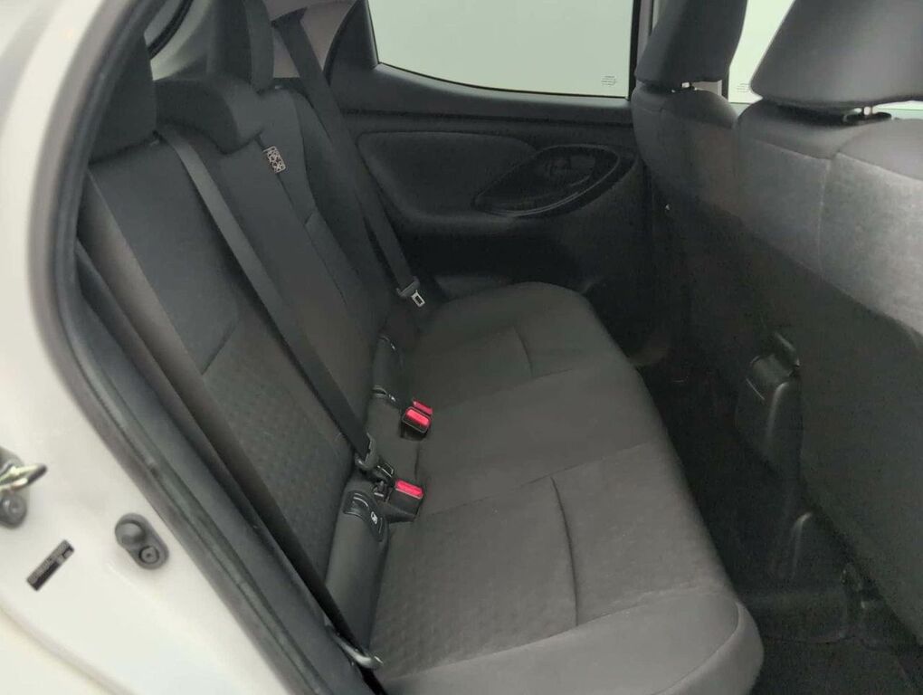 Toyota Yaris Hatchback Black #28