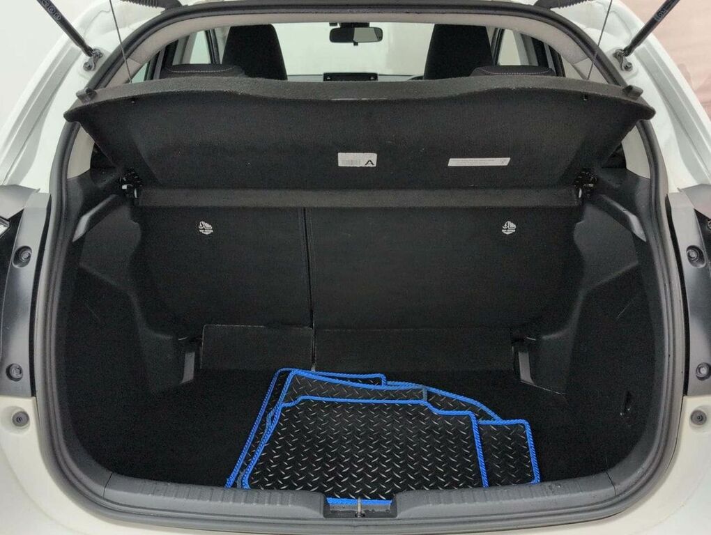 Toyota Yaris Hatchback Black #31