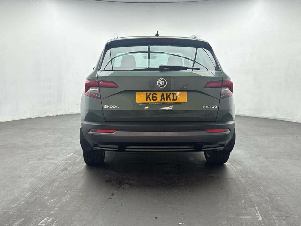 Skoda Karoq White #7