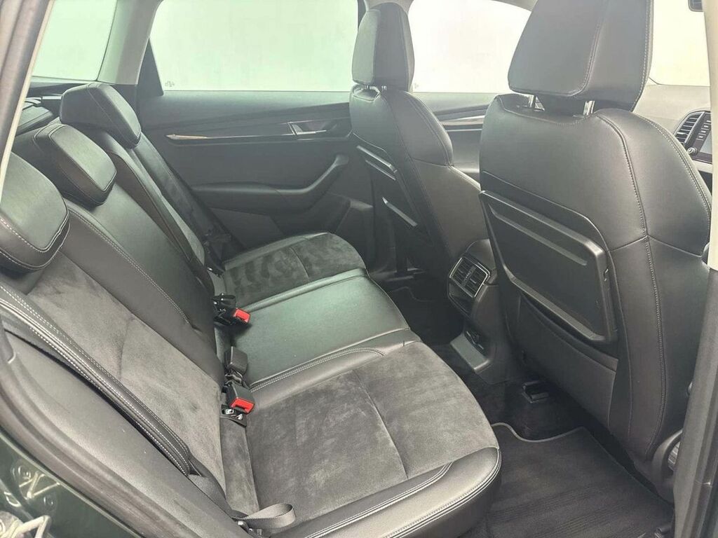 Skoda Karoq White #25