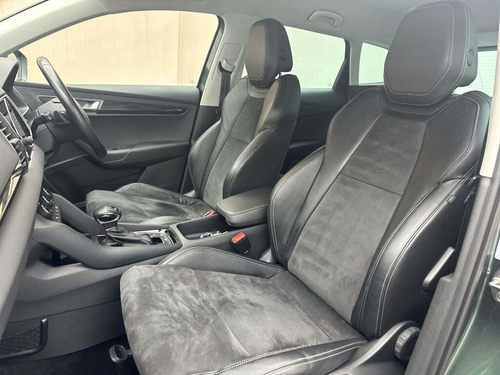 Skoda Karoq White #31