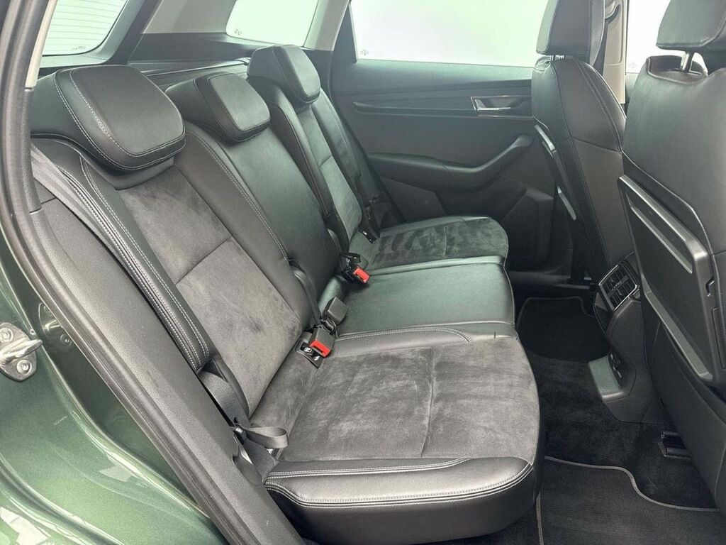 Skoda Karoq White #26