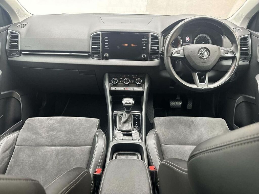 Skoda Karoq White #24