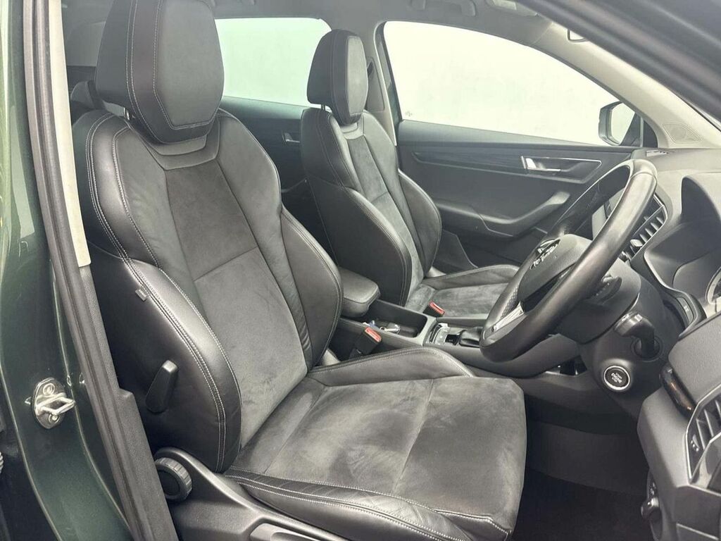 Skoda Karoq White #12