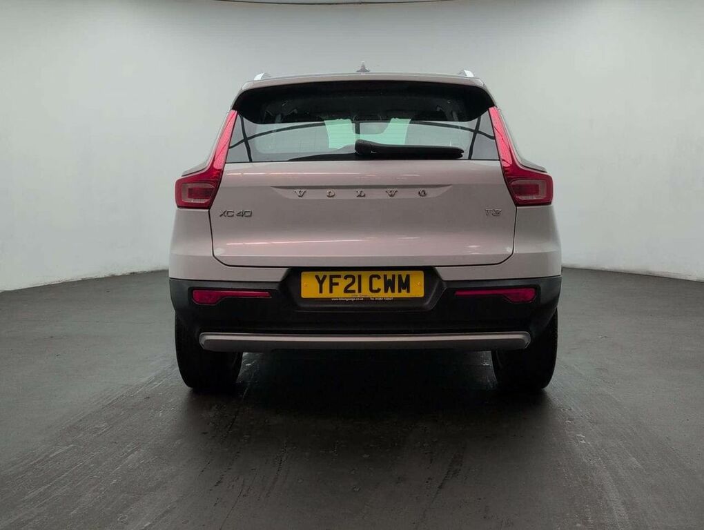 Volvo XC40 1.5 Xc40 Momentum T3 Silver #5