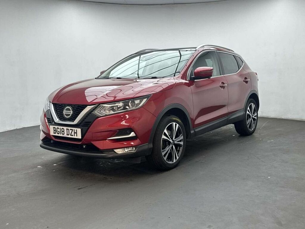 Nissan Qashqai 1.2 Qashqai N-connecta Dig-t Red #4