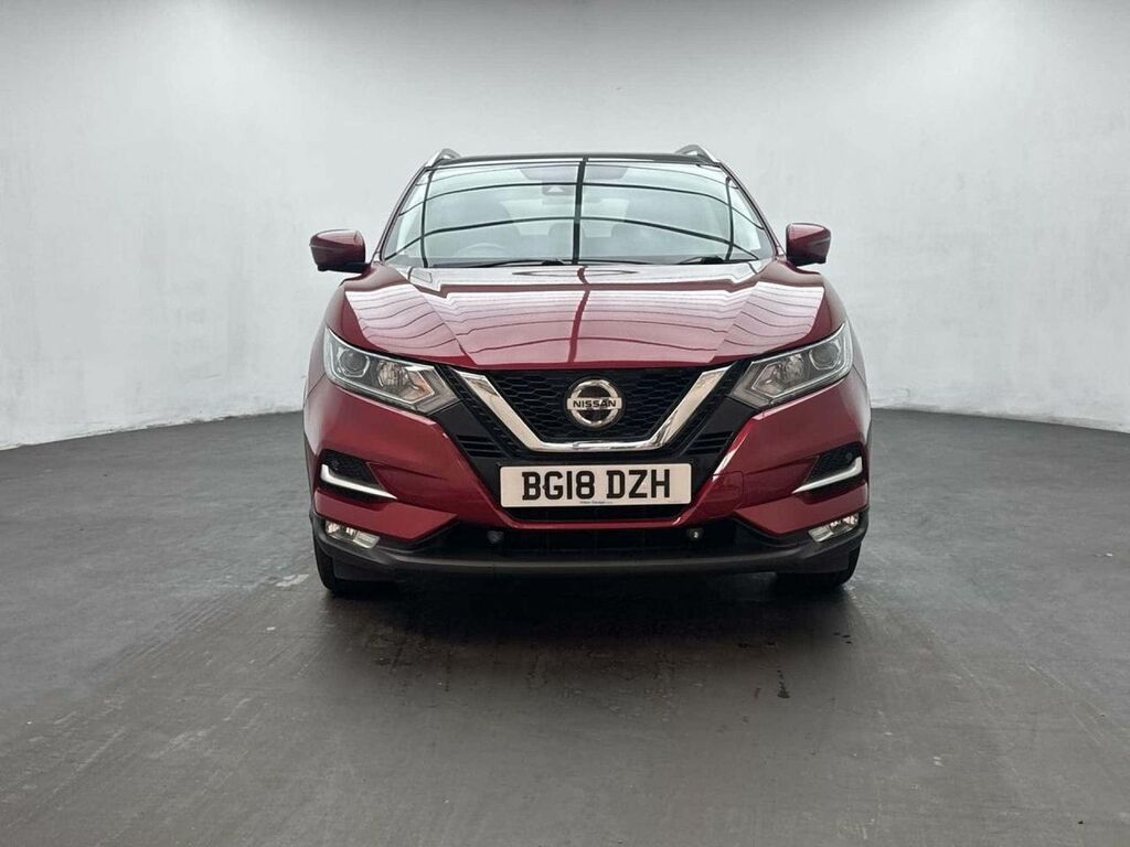 Nissan Qashqai 1.2 Qashqai N-connecta Dig-t Red #3
