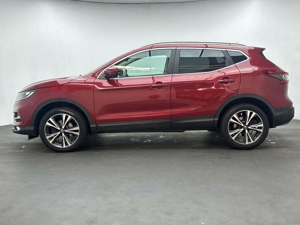 Nissan Qashqai 1.2 Qashqai N-connecta Dig-t Red #5