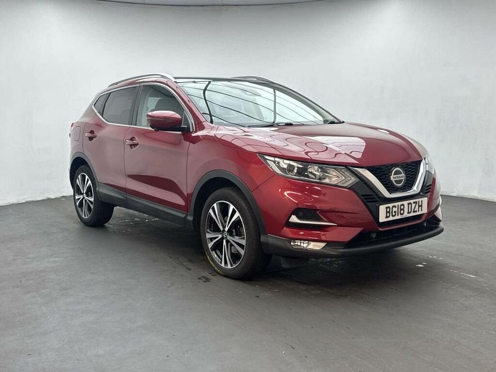 Nissan Qashqai 1.2 Qashqai N-connecta Dig-t Red #2