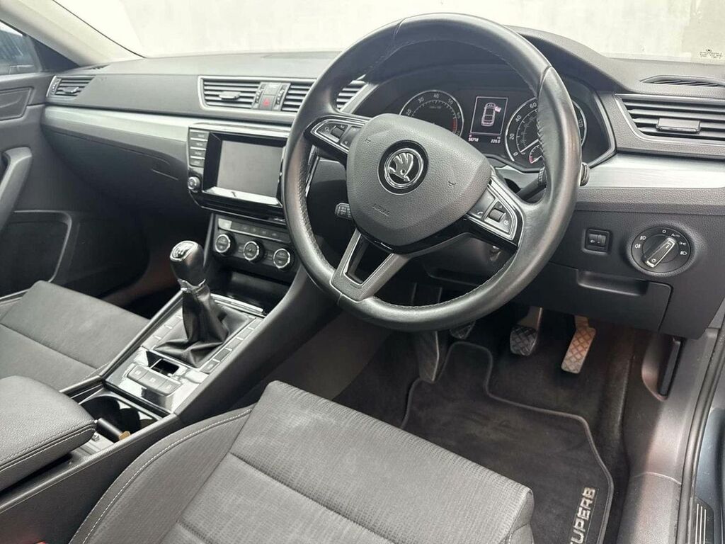 Skoda Superb Tsi Act Se L White #11