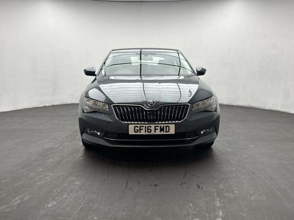 Skoda Superb 1.4 Superb Se Tsi Grey #3