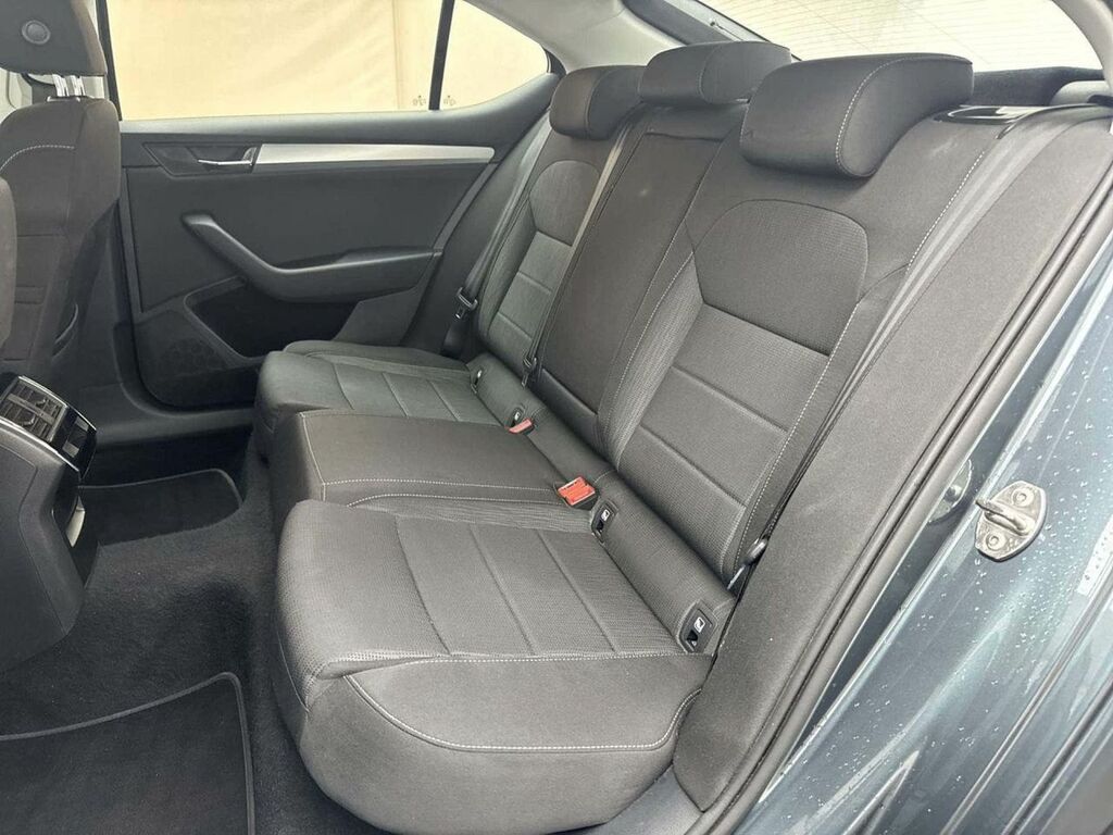 Skoda Superb Tsi Act Se L White #31