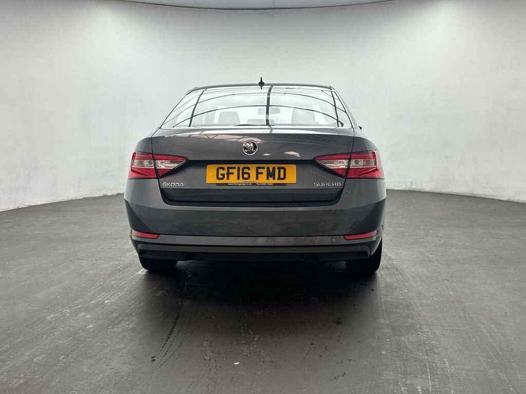Skoda Superb Tsi Act Se L White #7