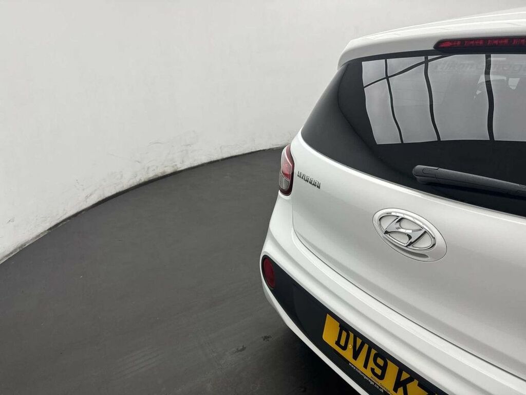 Hyundai I10 Premium Black #25