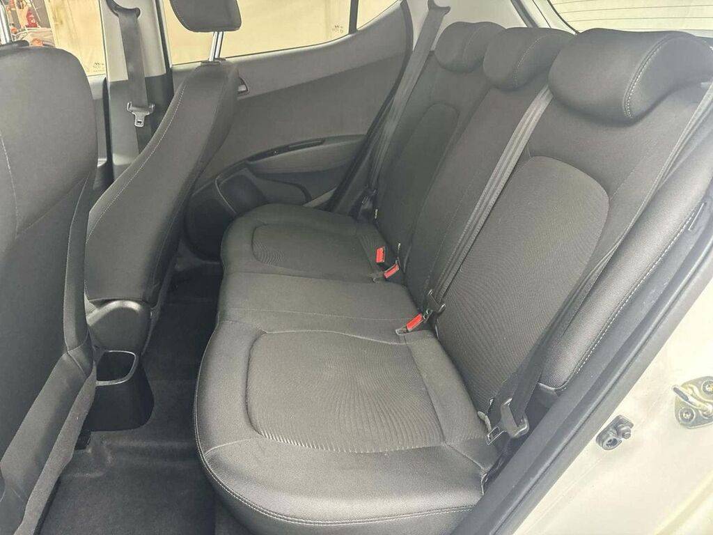 Hyundai I10 Premium Black #29