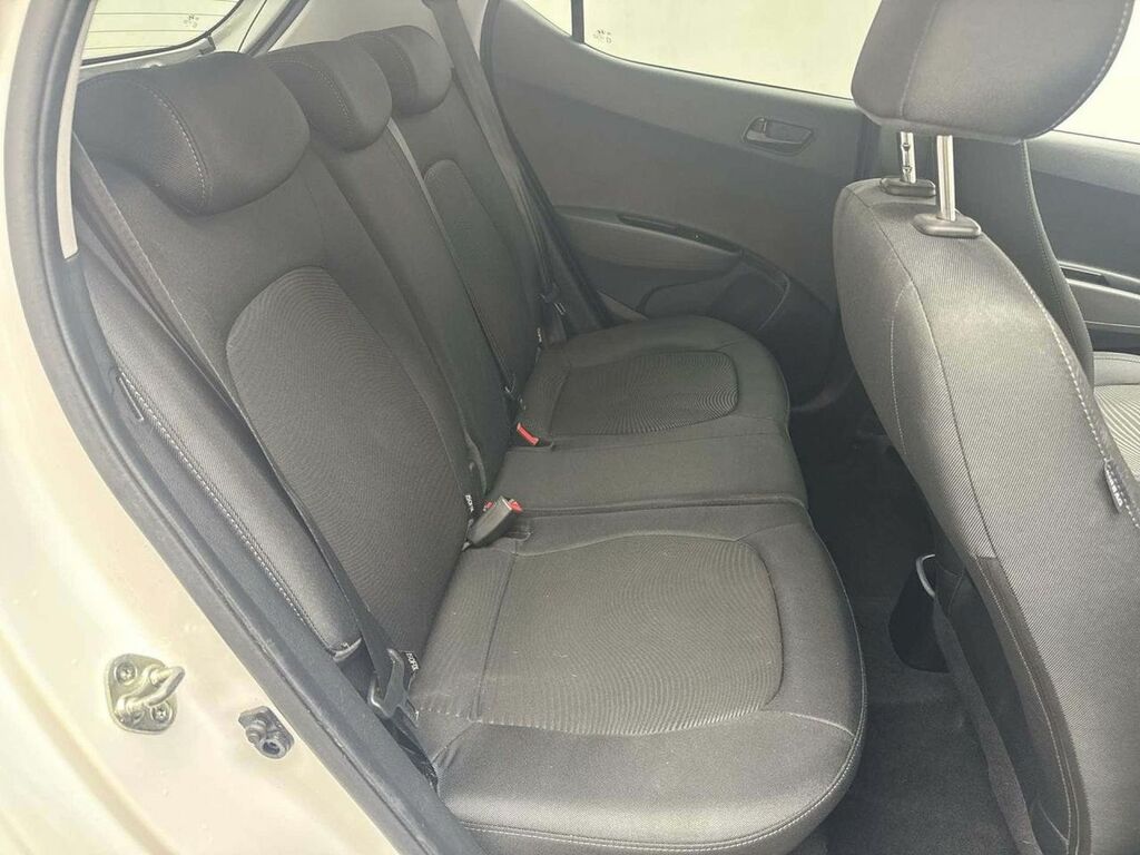 Hyundai I10 Premium Black #24