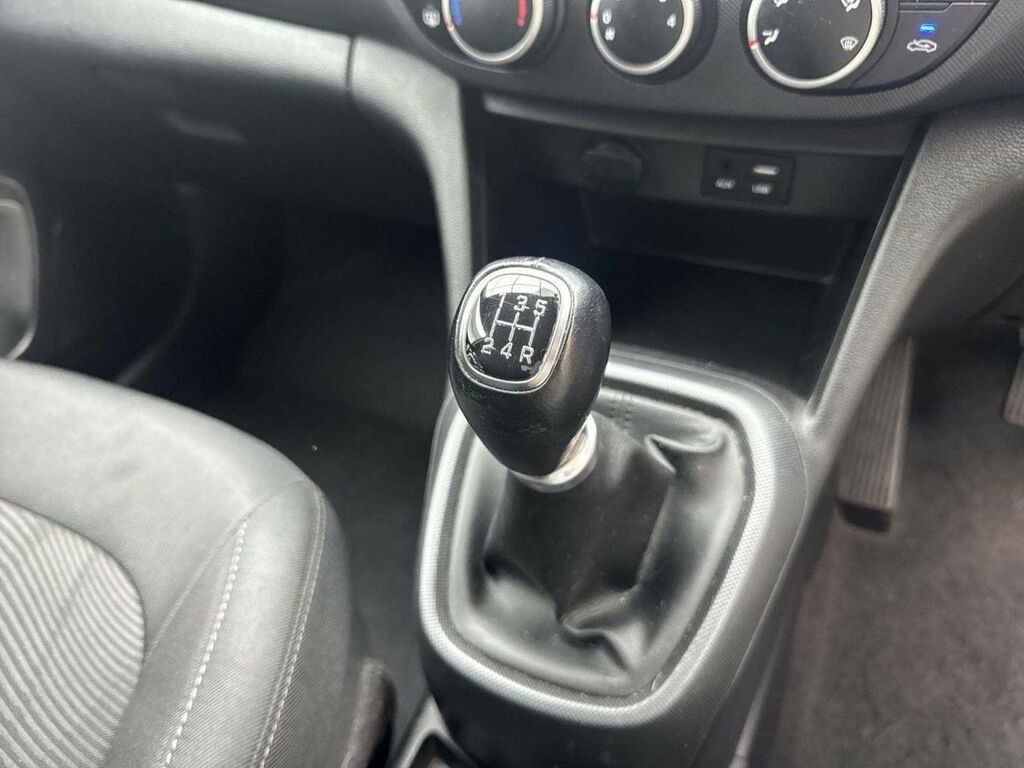 Hyundai I10 Premium Black #16