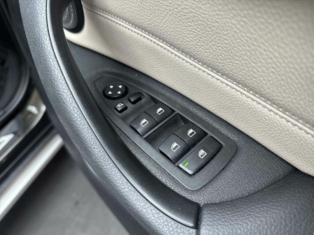 BMW X1 Sdrive 18D Se Black #26