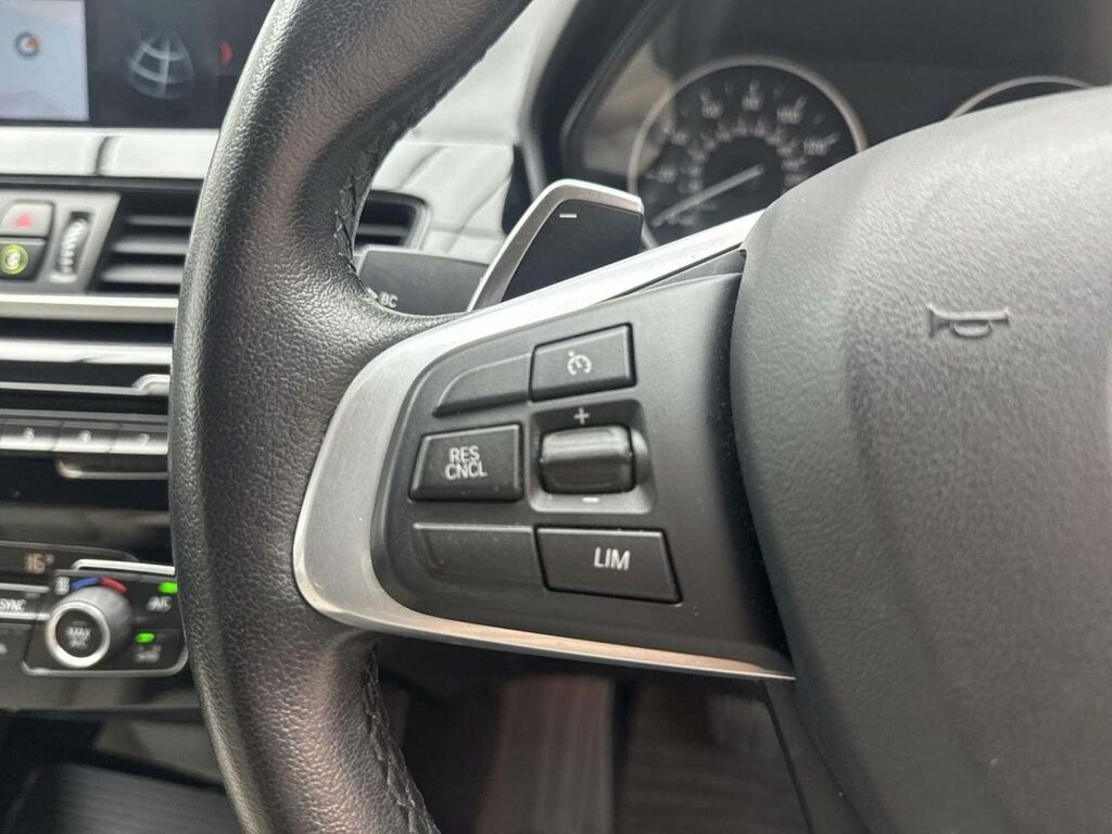 BMW X1 Sdrive 18D Se Black #22