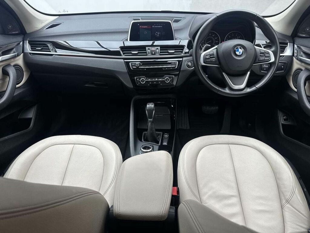 BMW X1 Sdrive 18D Se Black #29
