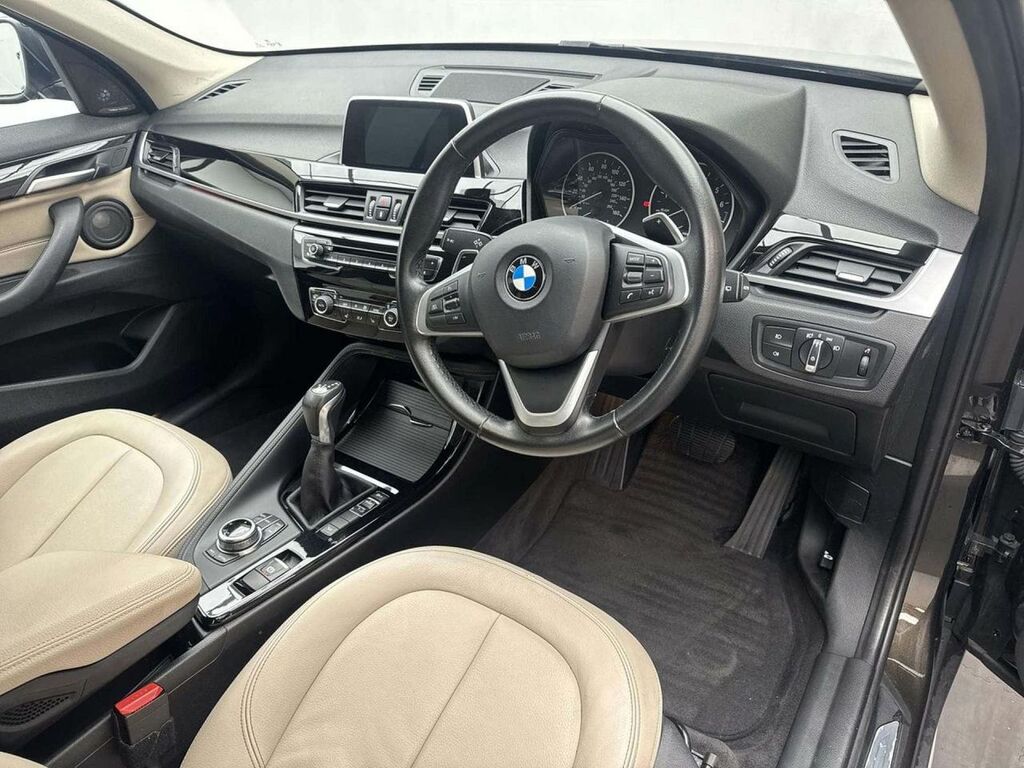 BMW X1 Sdrive 18D Se Black #11
