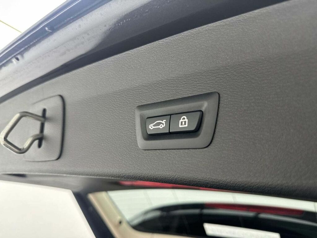 BMW X1 Sdrive 18D Se Black #36