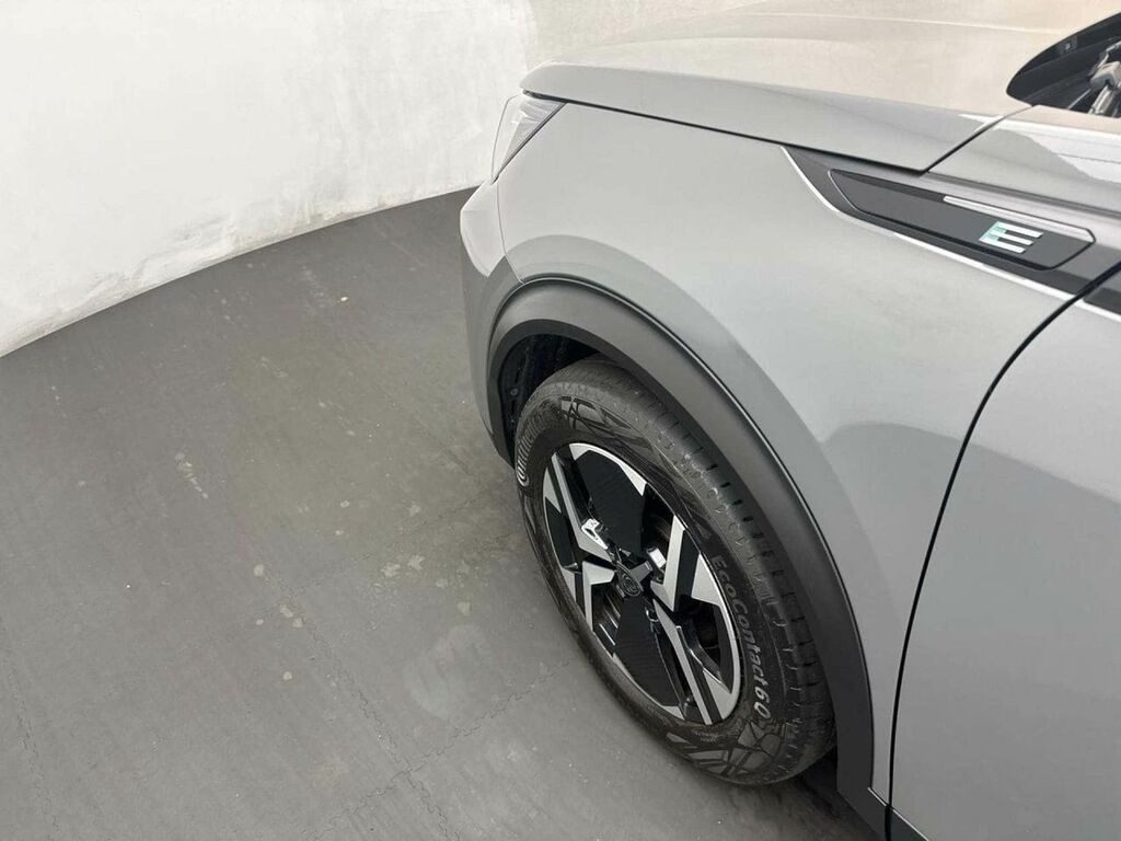 Peugeot e-2008 100Kw Active 50Kwh Grey #34