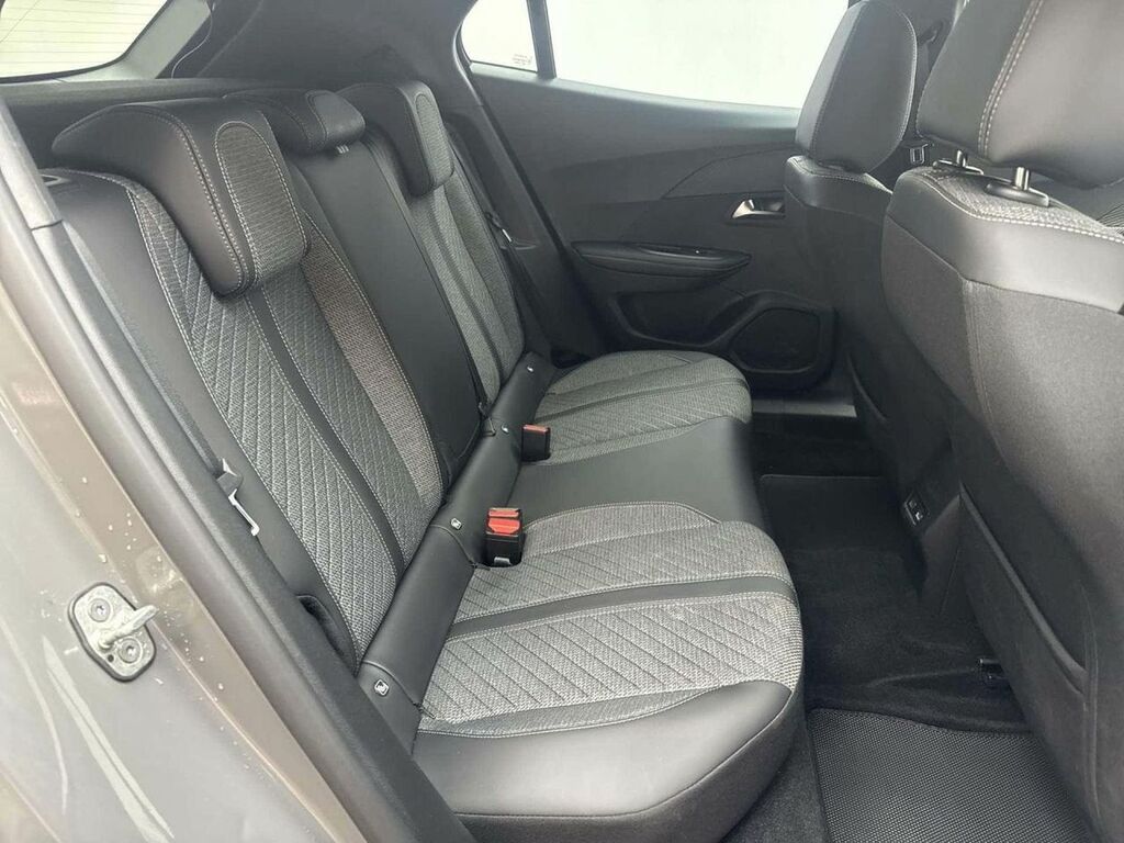 Peugeot e-2008 100Kw Active 50Kwh Grey #26