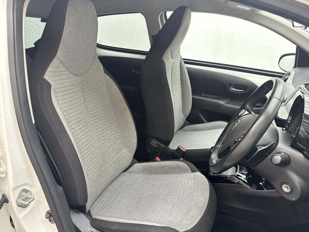 Citroen C1 1.2 Puretech Flair White #12