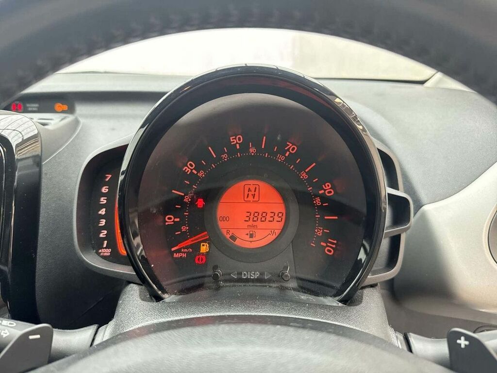 Citroen C1 1.2 Puretech Flair White #16