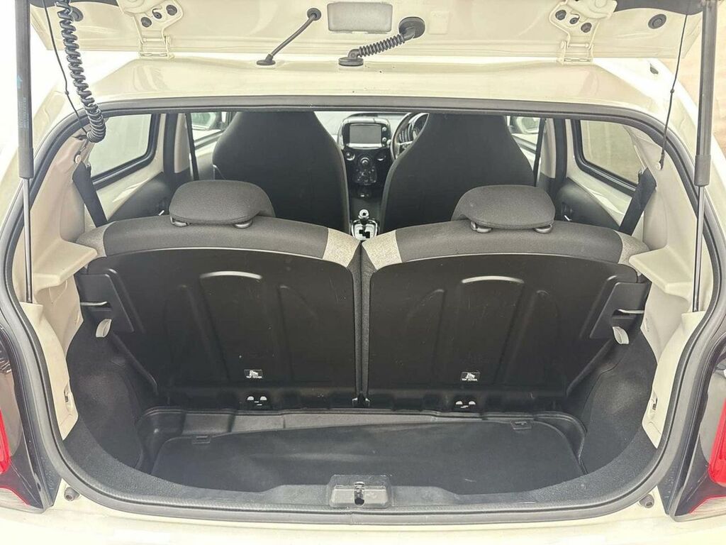 Citroen C1 1.2 Puretech Flair White #26